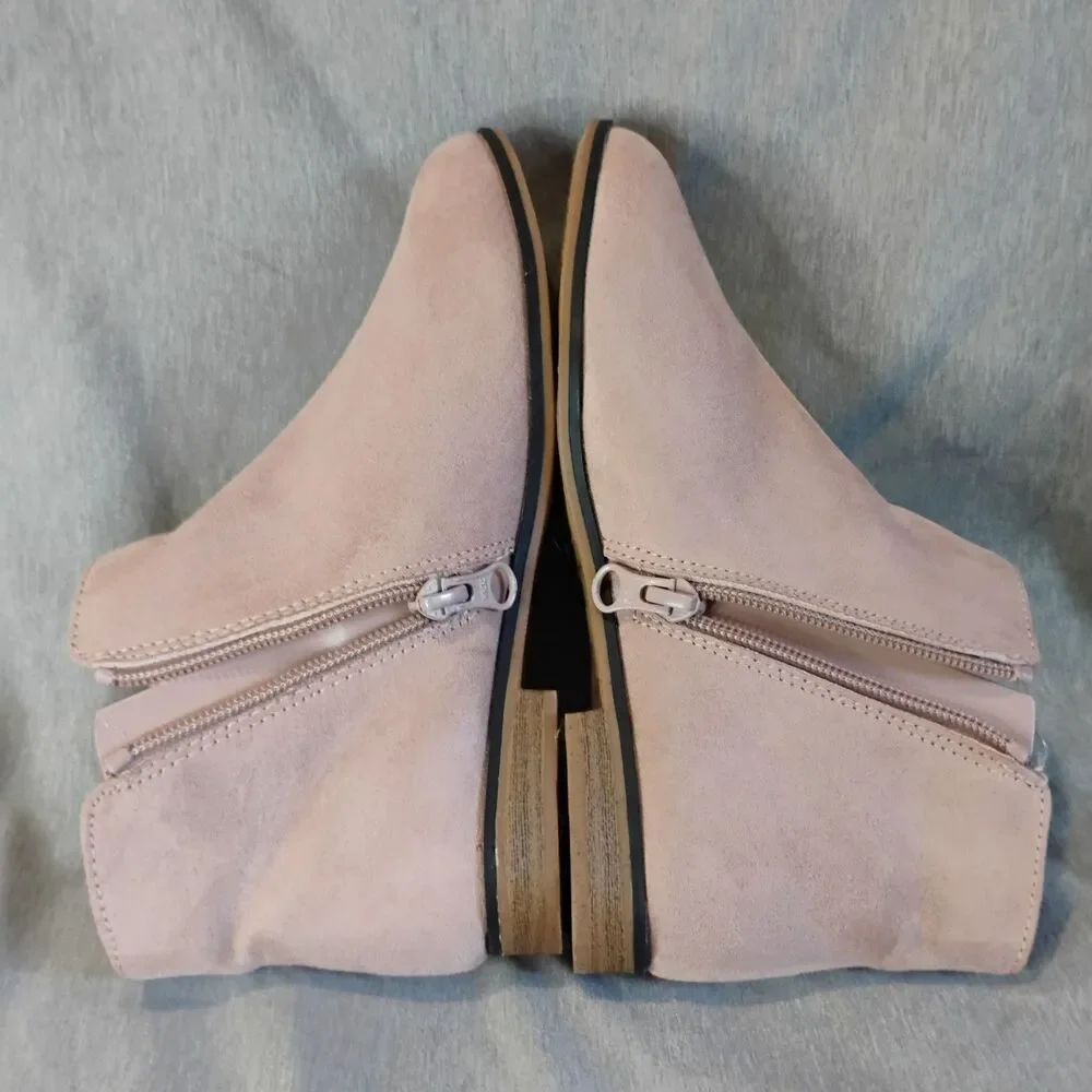 Cat & Jack Pink Suede Ankle Booties Girls Size 3 Side Zipper Low Heel Flat Shoes